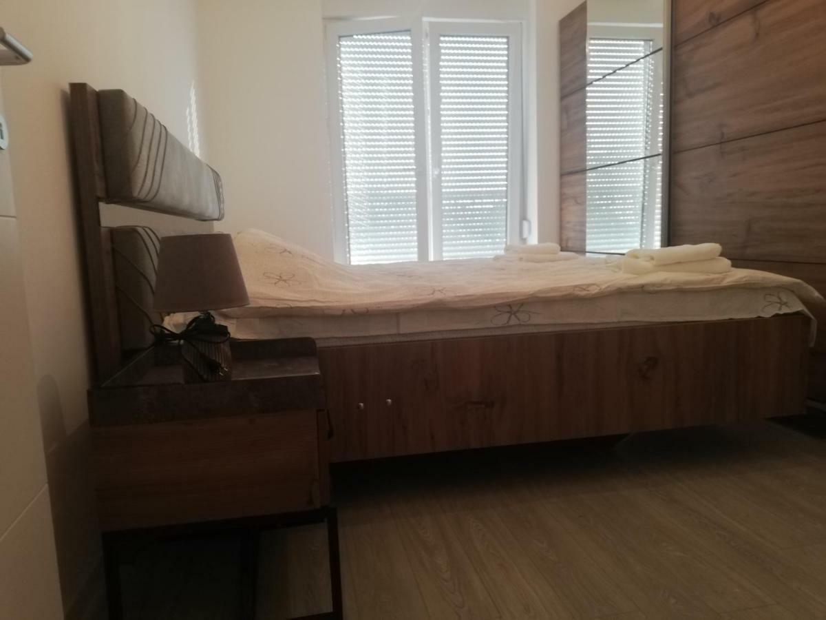 Apartment 3 Пристина Екстериор снимка