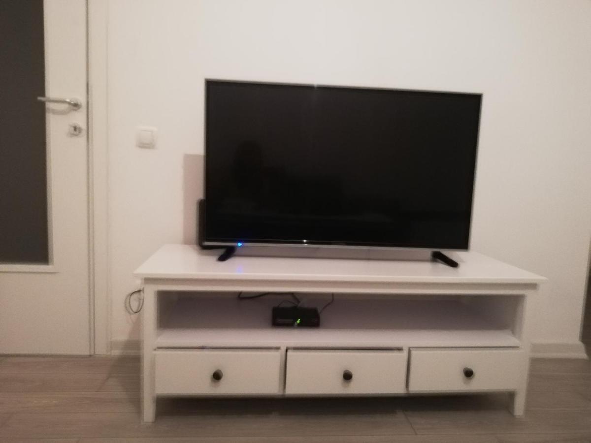 Apartment 3 Пристина Екстериор снимка